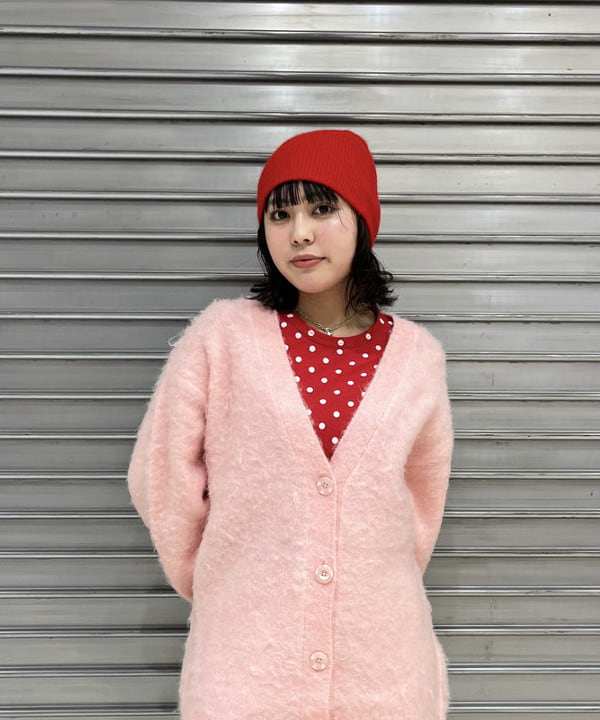 星野 真依さんの「BEAMS WOMEN｜ソフト シャギー Vネック カーディガン」を使ったコーディネート