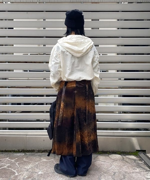 オカモト ミサキさんの「BEAMS WOMEN｜【別注】GREGORY / メッシュ NICE DAY」を使ったコーディネート