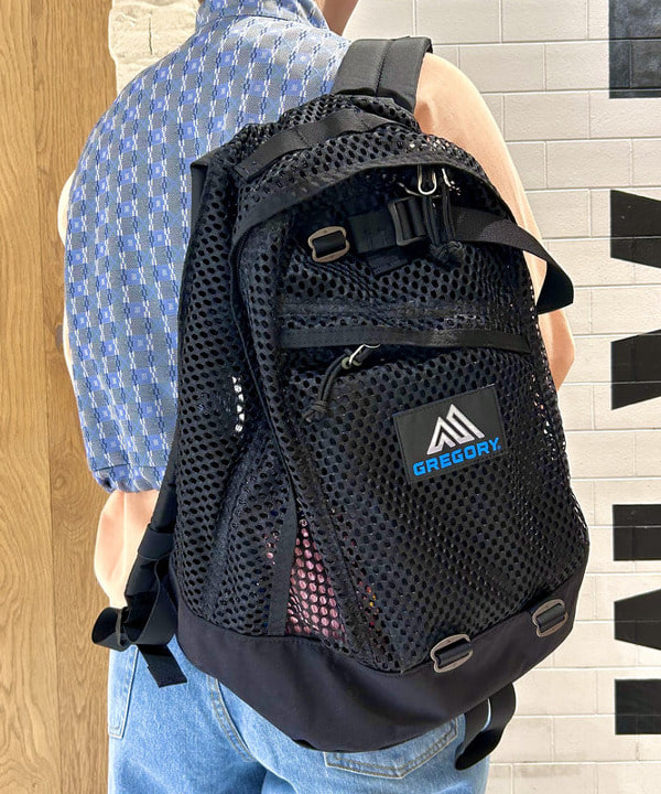 スミレさんの「BEAMS WOMEN｜ポリエステル ジャガード ベスト」を使ったコーディネート