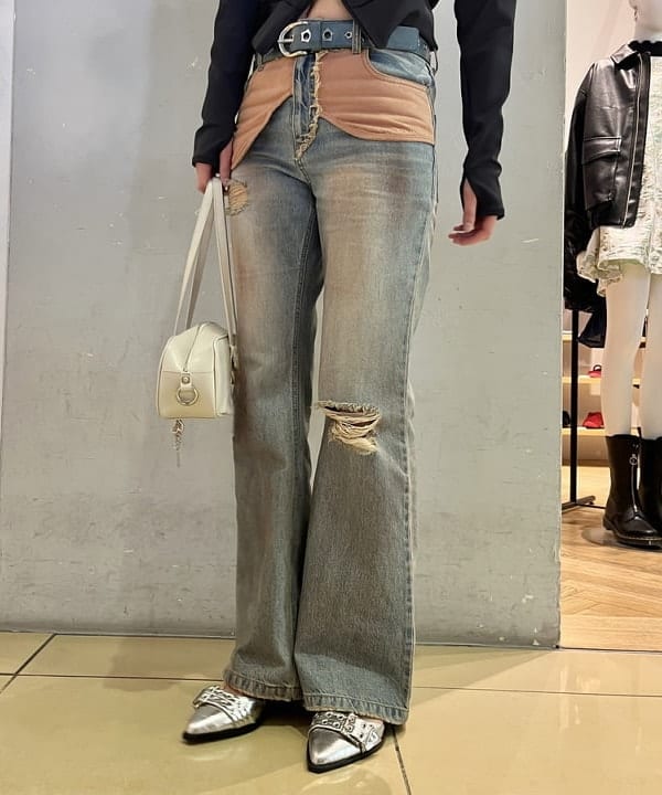 イトウミサキさんの「BEAMS WOMEN｜【別注】YAHKI × HYPNOTIZE / Landscape Bag」を使ったコーディネート