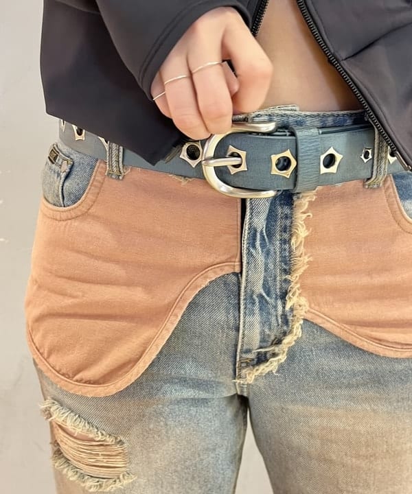 イトウミサキさんの「BEAMS WOMEN｜【別注】YAHKI × HYPNOTIZE / Landscape Bag」を使ったコーディネート