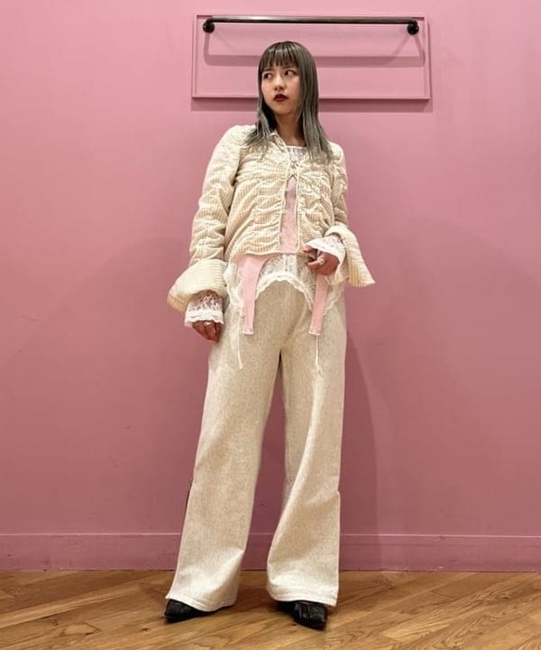 シオンさんの「BEAMS WOMEN｜ストライプ シャーリング ブラウス」を使ったコーディネート