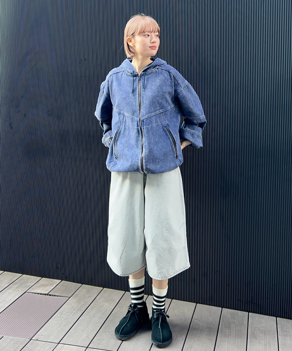 Hazukiさんの「BEAMS WOMEN｜5ポケット クウォーターレングス ワイドデニム」を使ったコーディネート