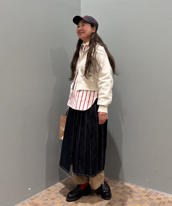 サイトウ　トモミさんの「BEAMS WOMEN｜ラップ プリーツ スカート」を使ったコーディネート