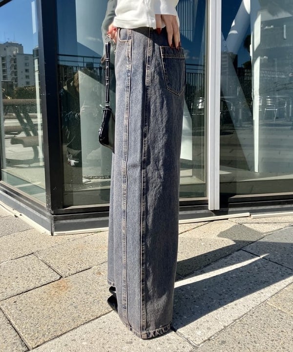 むりょさんの「BEAMS WOMEN｜オーバーダイ デニム パンツ」を使ったコーディネート