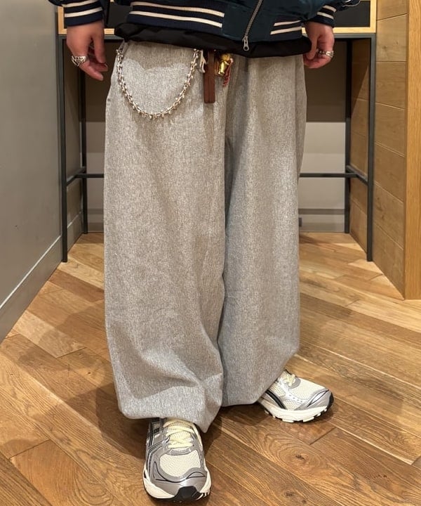 三宅 康平さんの「BEAMS WOMEN｜【別注】GREGORY / メッシュ DITCH DAY」を使ったコーディネート