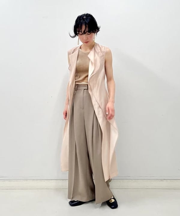 kigoさんの「BEAMS WOMEN｜RBS / ベロア カップ付きタンクトップ」を使ったコーディネート