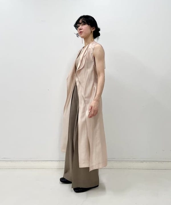 kigoさんの「BEAMS WOMEN｜RBS / ベロア カップ付きタンクトップ」を使ったコーディネート