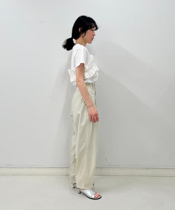 kigoさんの「BEAMS WOMEN｜RBS / ギャザー フリル Tシャツ」を使ったコーディネート