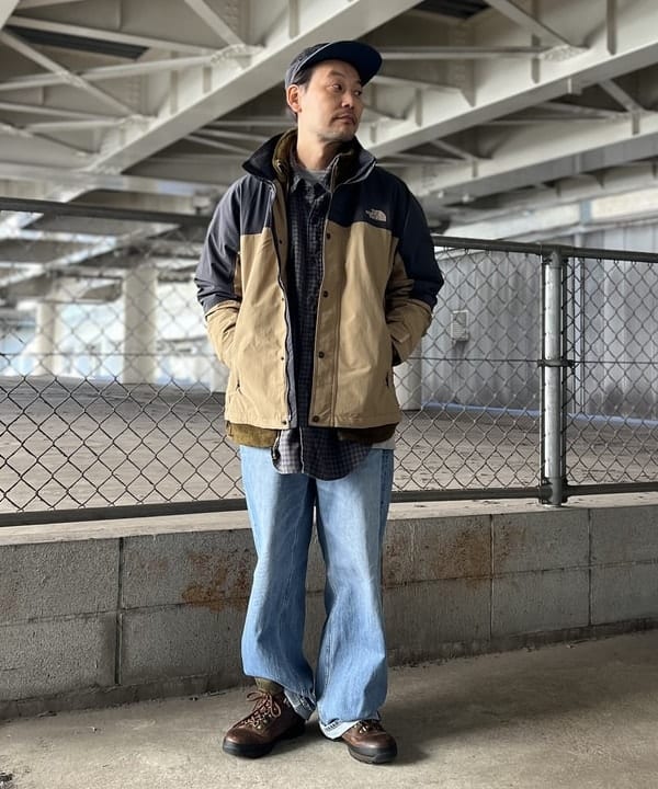 ザキサンさんの「BEAMS WOMEN｜THE NORTH FACE / Hydrena Wind Jacket」を使ったコーディネート