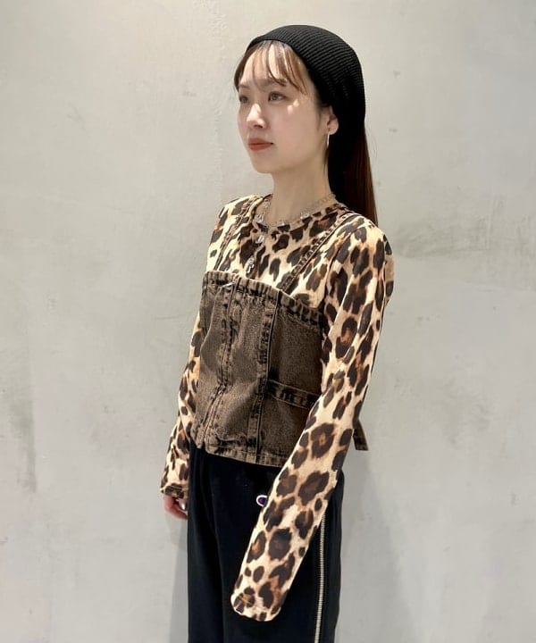 カタヤマ アヤさんの「BEAMS WOMEN｜デニム ジップ ビスチェ」を使ったコーディネート