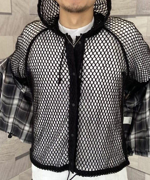 Lazzyさんの「ビッグ メッシュ フーディー」を使ったコーディネート