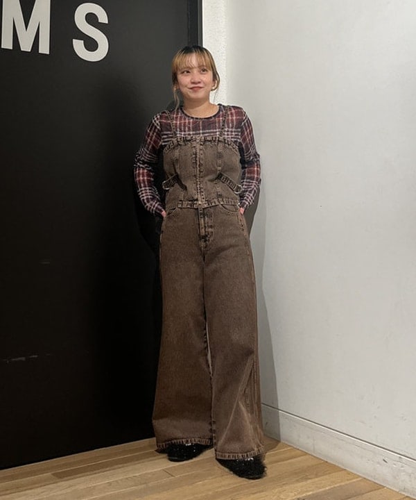 Ito_ririkaさんの「BEAMS WOMEN｜オーバーダイ デニム パンツ」を使ったコーディネート