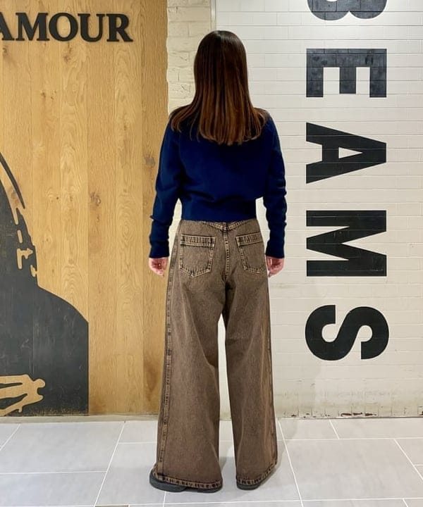 カタヤマ アヤさんの「BEAMS WOMEN｜オーバーダイ デニム パンツ」を使ったコーディネート