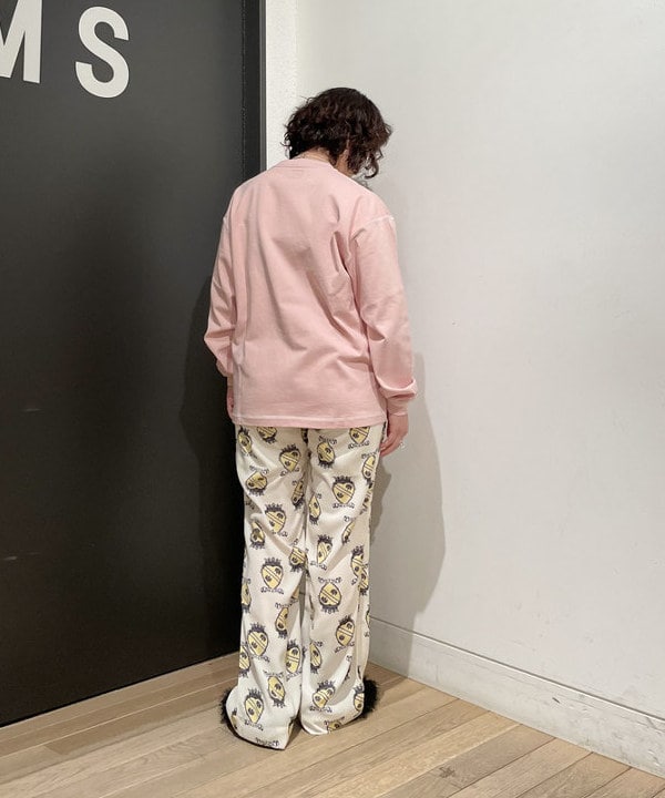 IZUMI MAYUMIさんの「BEAMS WOMEN｜ステッチ クルーネック Tシャツ」を使ったコーディネート