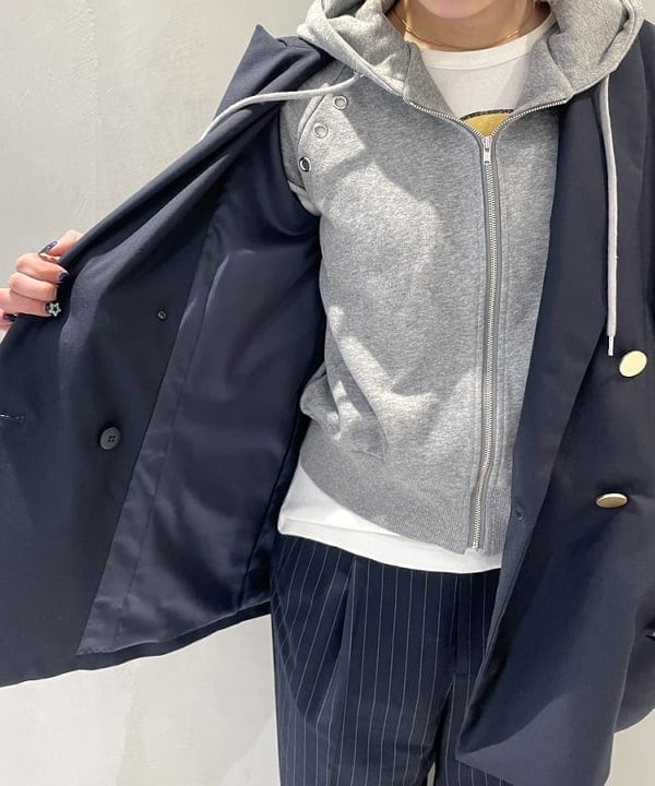 りりさんの「BEAMS WOMEN｜4ボタン ダブル ブレザー」を使ったコーディネート