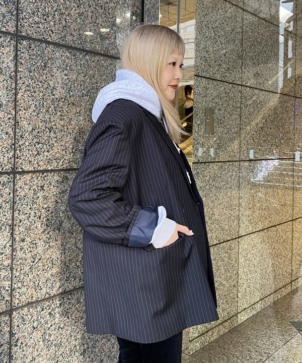 福田 まみさんの「BEAMS WOMEN｜4ボタン ダブル オーバーサイズ ジャケット」を使ったコーディネート