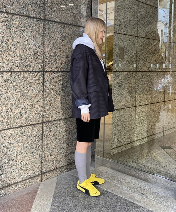 福田 まみさんの「BEAMS WOMEN｜4ボタン ダブル オーバーサイズ ジャケット」を使ったコーディネート