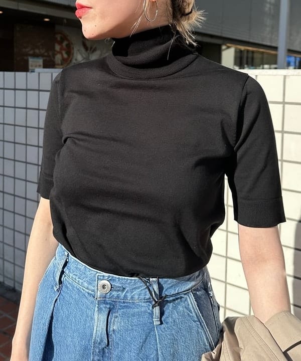 なるみさんの「AK+1 / ドルマンスリーブ風 トレンチコート」を使ったコーディネート