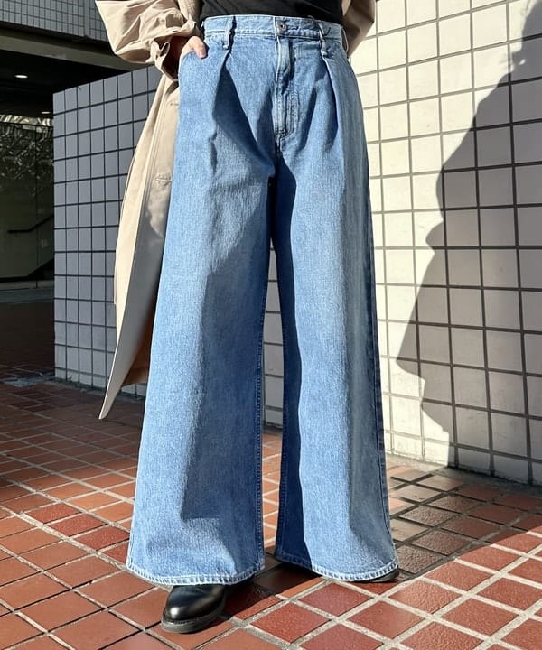 なるみさんの「AK+1 / ドルマンスリーブ風 トレンチコート」を使ったコーディネート
