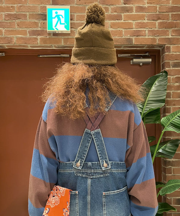 エノモト アミさんの「BEAMS WOMEN｜【別注】BIGMAC / デニム オーバーオール 25SS」を使ったコーディネート