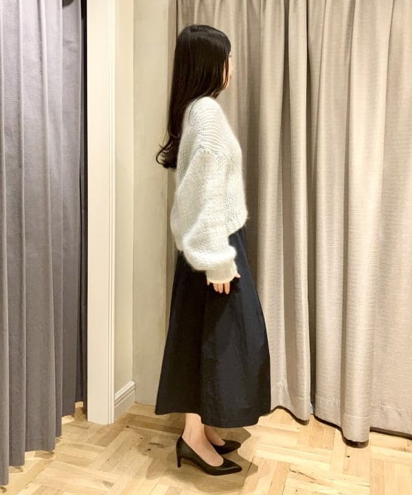 りえさんの「BEAMS WOMEN｜シャイニー ベルフレア スカート」を使ったコーディネート