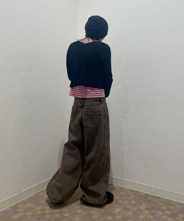 はるひむさんの「BEAMS WOMEN｜クロップド ジップ Vネック カーディガン」を使ったコーディネート