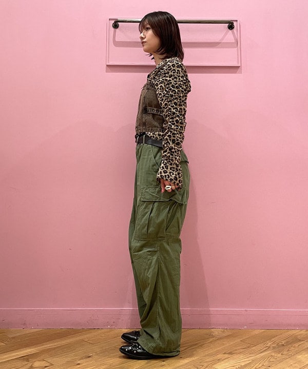 中江梨々香さんの「BEAMS WOMEN｜デニム ジップ ビスチェ」を使ったコーディネート