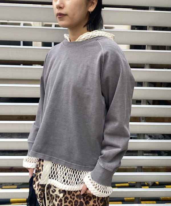 オカモト ミサキさんの「BEAMS WOMEN｜ビッグ メッシュ フーディー」を使ったコーディネート