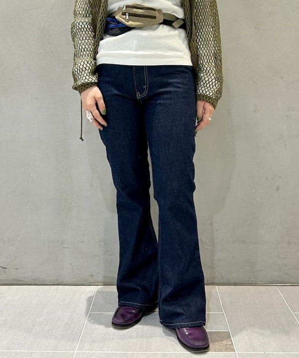 ナツハさんの「BEAMS WOMEN｜フレア デニム パンツ」を使ったコーディネート