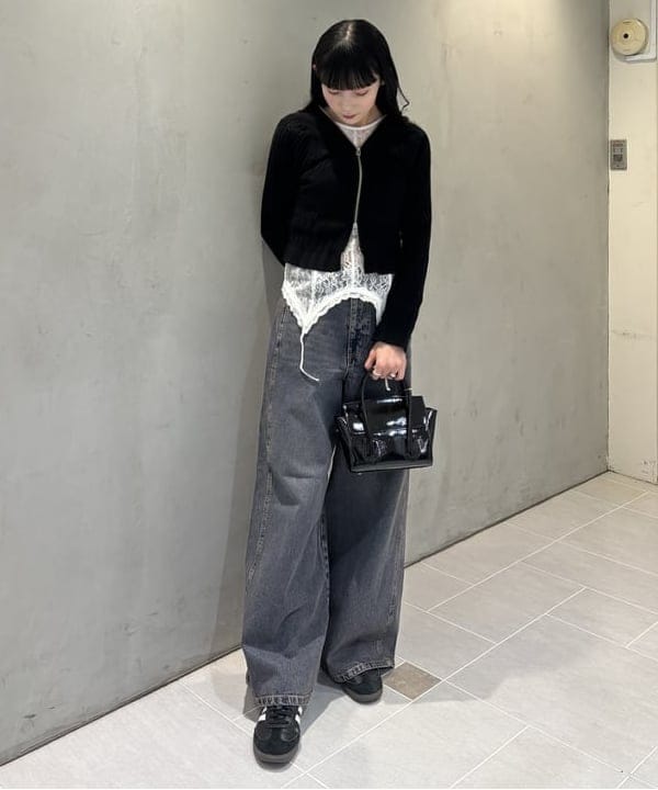 松田 陽茉莉さんの「BEAMS WOMEN｜レース キリカエ ベルスリーブ ブラウス」を使ったコーディネート