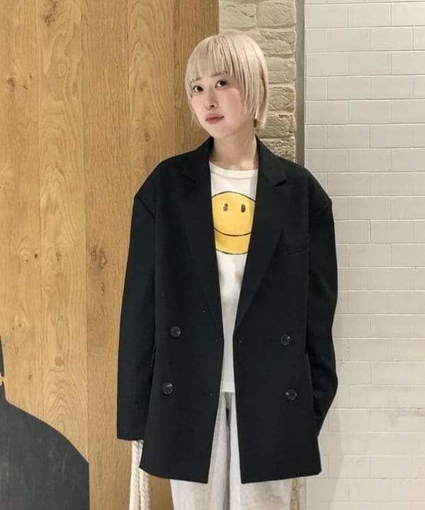amaさんの「BEAMS WOMEN｜4ボタン ダブル オーバーサイズ ジャケット」を使ったコーディネート