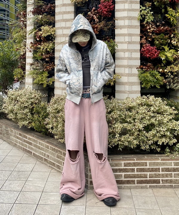 はるひむさんの「BEAMS WOMEN｜フェードカモ ジップアップ フーディ」を使ったコーディネート