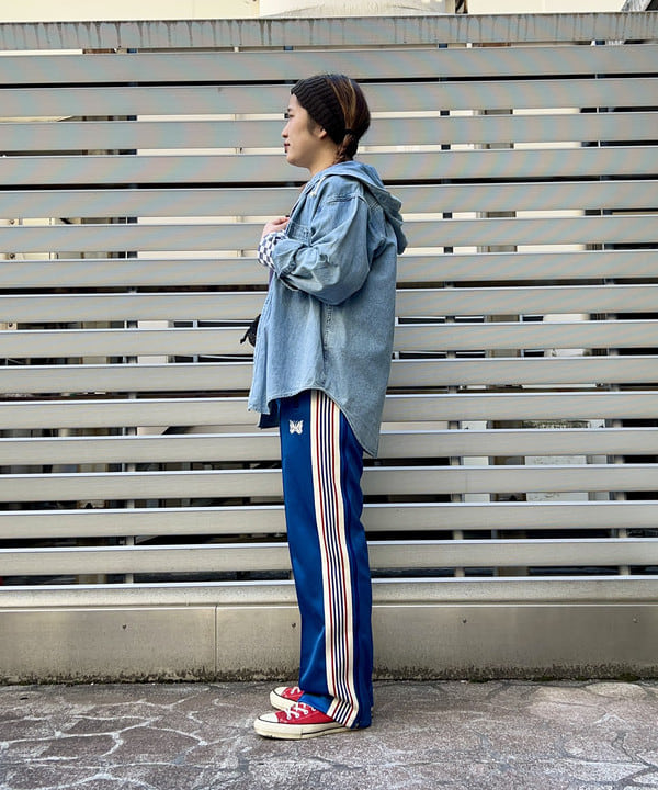 Kyooka Sayakaさんの「BEAMS WOMEN｜シャンブレー フードシャツ」を使ったコーディネート