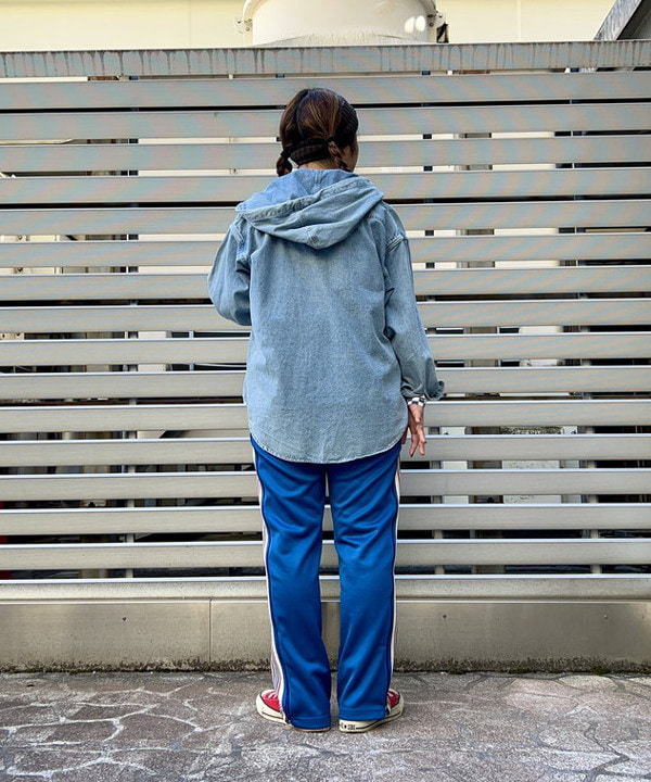 Kyooka Sayakaさんの「BEAMS WOMEN｜シャンブレー フードシャツ」を使ったコーディネート