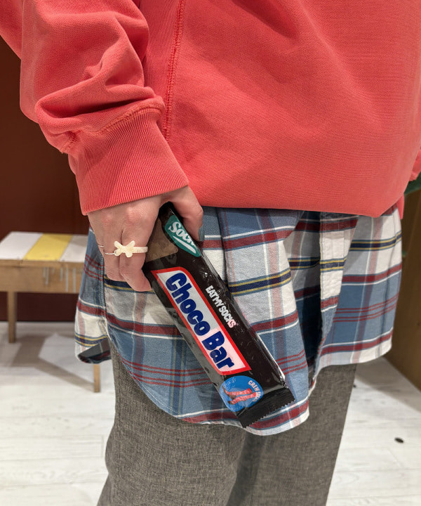 クロサワさんの「BEAMS WOMEN｜ストライプ チェック スラックス」を使ったコーディネート