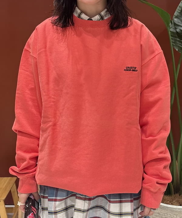 クロサワさんの「BEAMS WOMEN｜ストライプ チェック スラックス」を使ったコーディネート