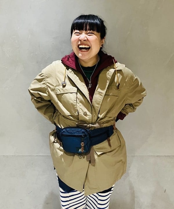 佐藤 歩さんの「BEAMS WOMEN｜ジャージー イージー パンツ」を使ったコーディネート