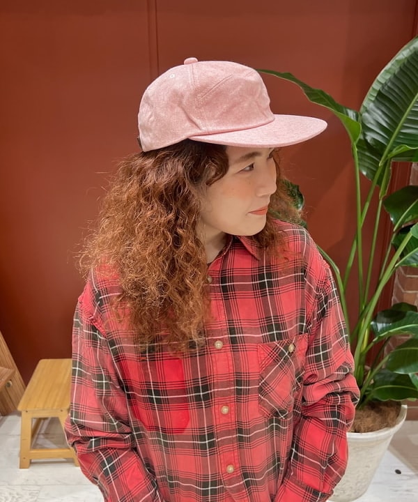 エノモト アミさんの「BEAMS WOMEN｜maturely / レーヨン ブリーチ チェック シャツ」を使ったコーディネート