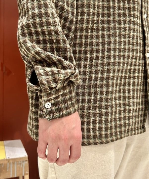 戸次 裕星さんの「BEAMS WOMEN｜ダブルフェイス チェック オープンカラー ボタンダウン シャツ」を使ったコーディネート