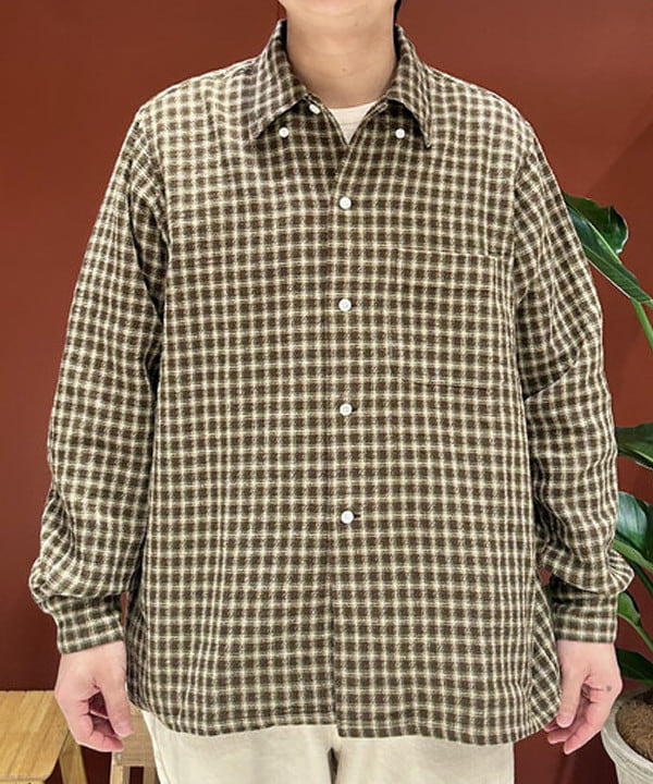 戸次 裕星さんの「BEAMS WOMEN｜ダブルフェイス チェック オープンカラー ボタンダウン シャツ」を使ったコーディネート