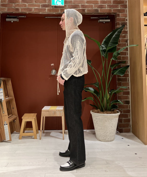 ディクソン 太陽さんの「BEAMS WOMEN｜ビッグ メッシュ フーディー」を使ったコーディネート