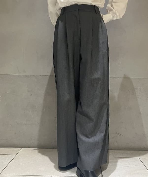 OSUMIさんの「BEAMS WOMEN｜グログラン カラー ブラウス」を使ったコーディネート