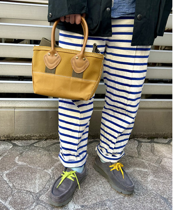 Kyooka Sayakaさんの「BEAMS WOMEN｜BUZZ RICKSON'S / 別注 シャンブレー ロングスリーブ シャツ」を使ったコーディネート