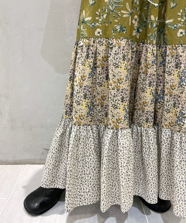 カタヤマ アヤさんの「BEAMS WOMEN｜LEVI’S(R) / 90S トラッカージャケット」を使ったコーディネート
