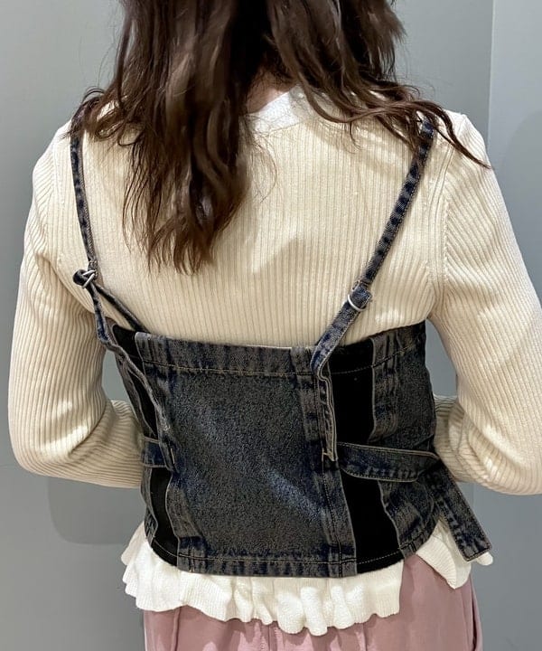 はやしあかねさんの「BEAMS WOMEN｜デニム ジップ ビスチェ」を使ったコーディネート