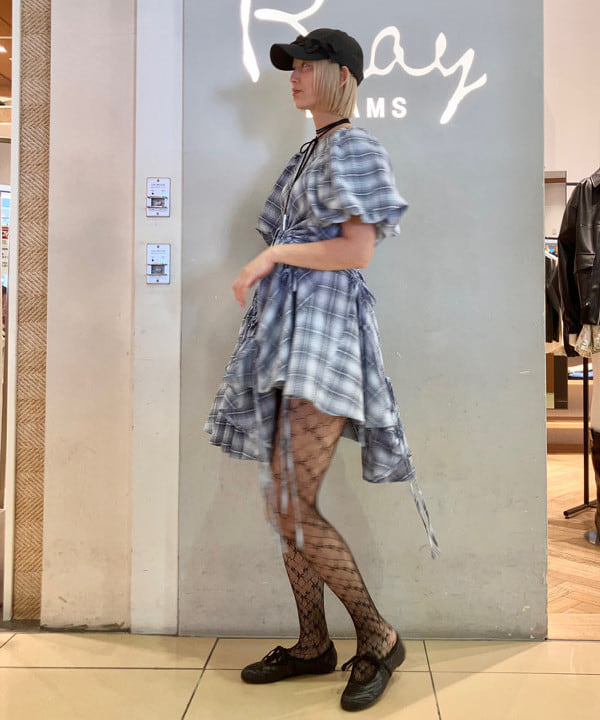 イトウミサキさんの「BEAMS WOMEN｜【別注】Casselini / フロント リボン キャップ」を使ったコーディネート