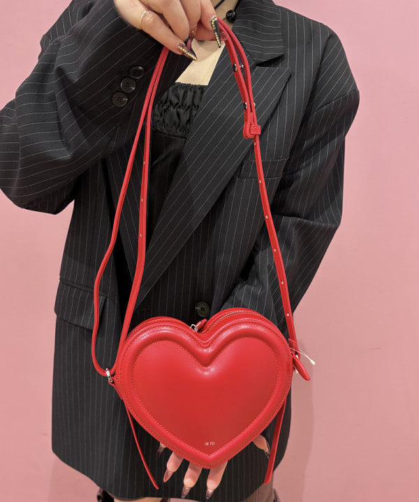 ケミオさんの「BEAMS WOMEN｜カット コーデュロイ バイカー ショーツ」を使ったコーディネート