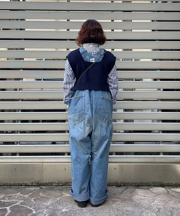 まつむさんの「BEAMS WOMEN｜ショート レッドクロス ベスト」を使ったコーディネート