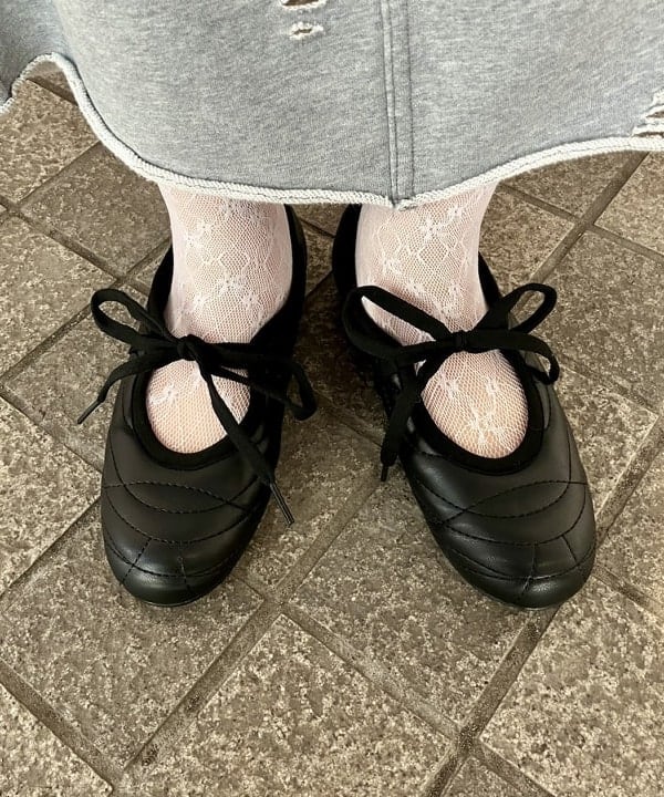 吉田　真実さんの「レオパードシャーリング ブラウス」を使ったコーディネート
